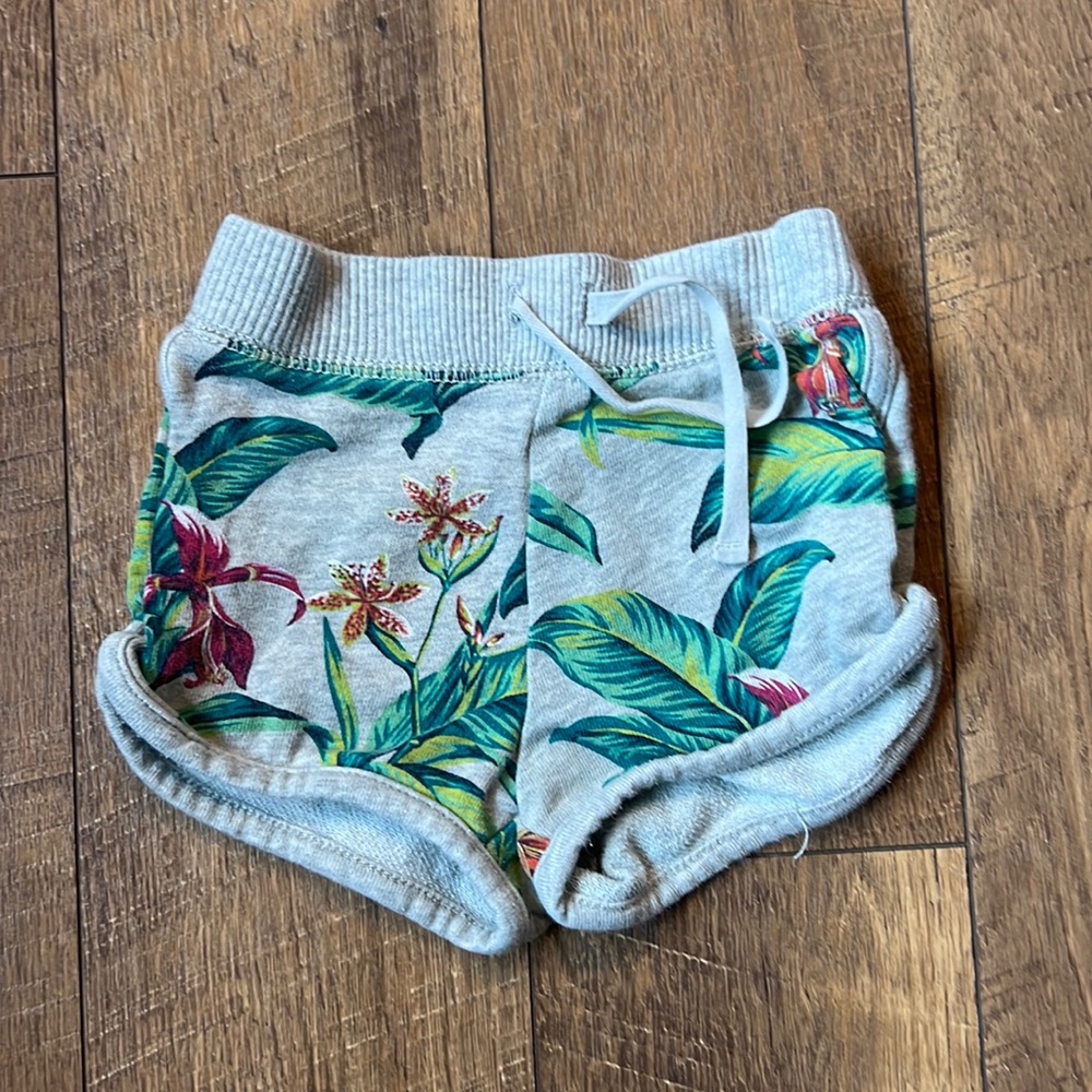 BabyGAP Cotton Jungle Shorts